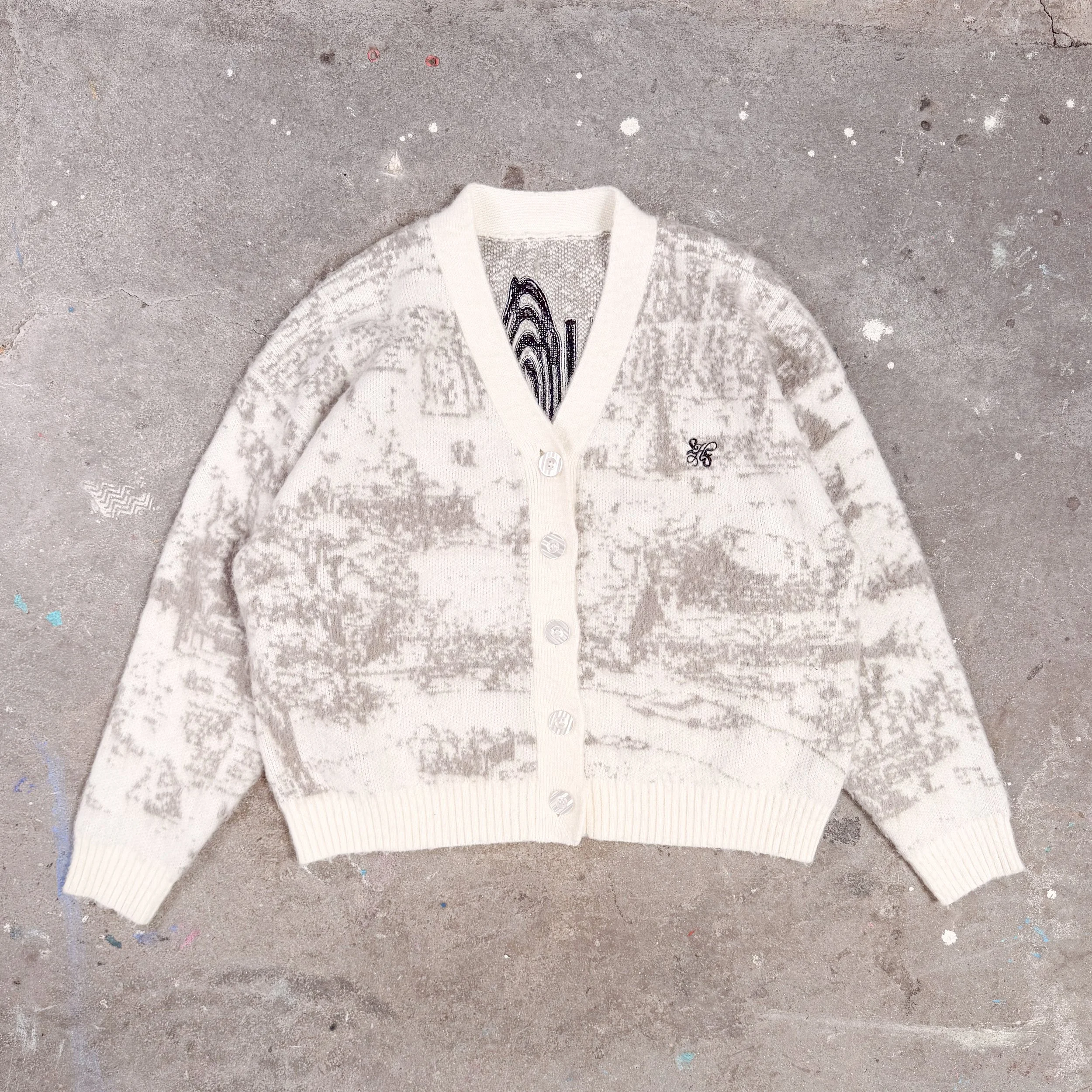 Cardigan de la brume brodé