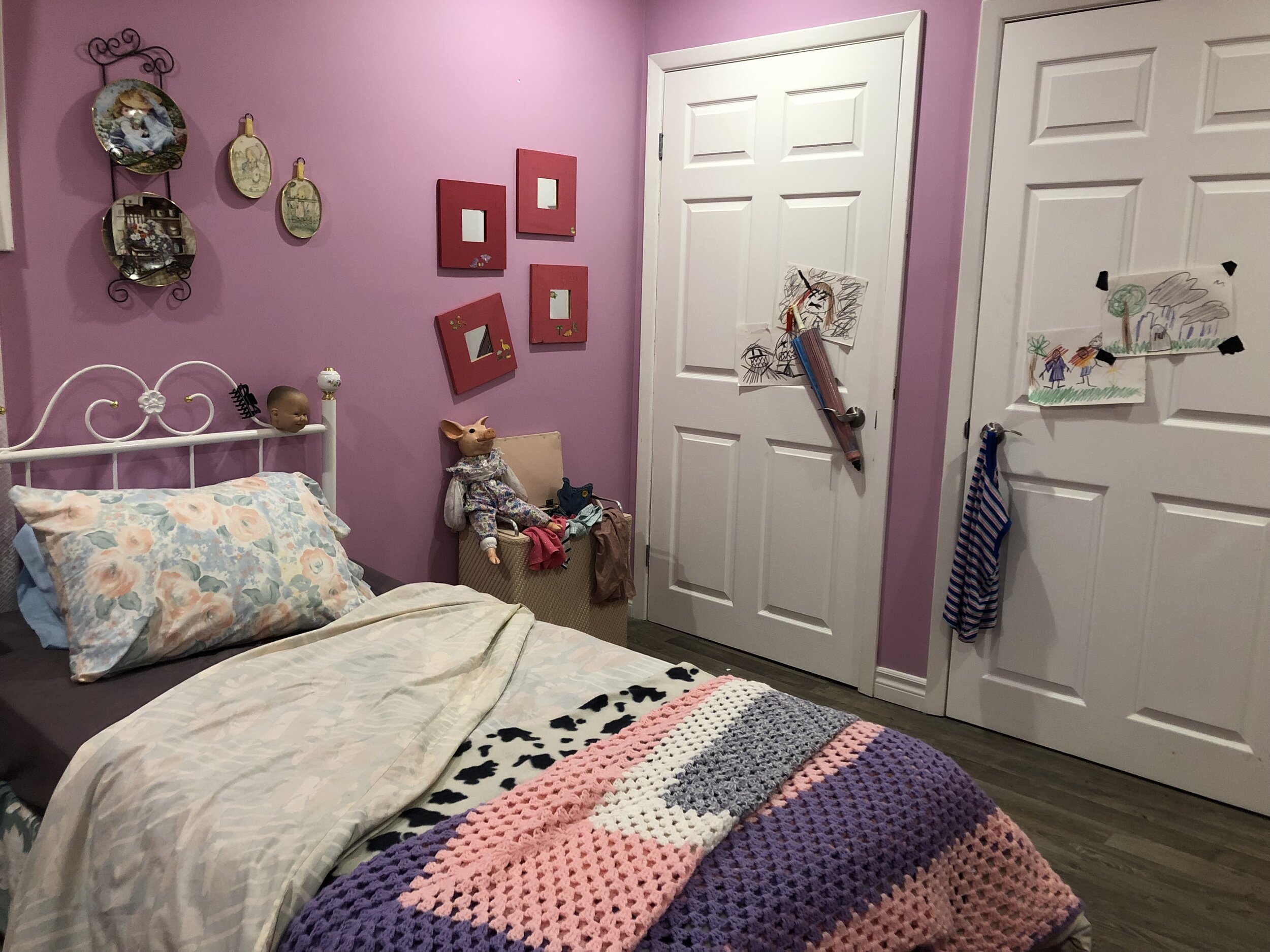 Mimi's Bedroom - 1990's inspired