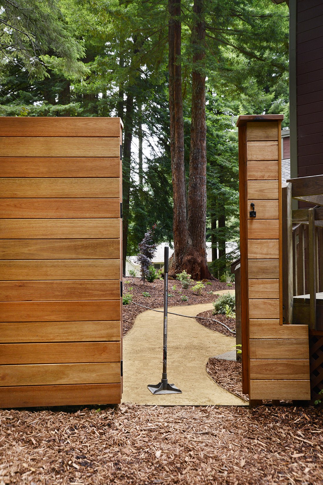 220720_Hardscaping_PathTamper1.jpg