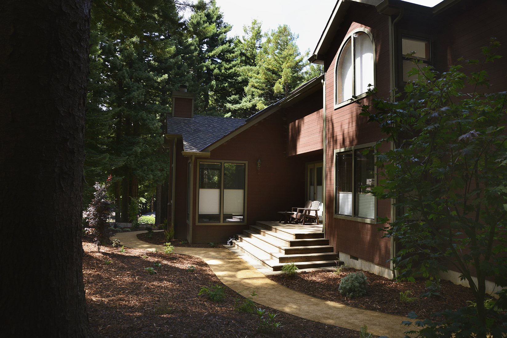 220720_Hardscaping_Frontyard1.jpg