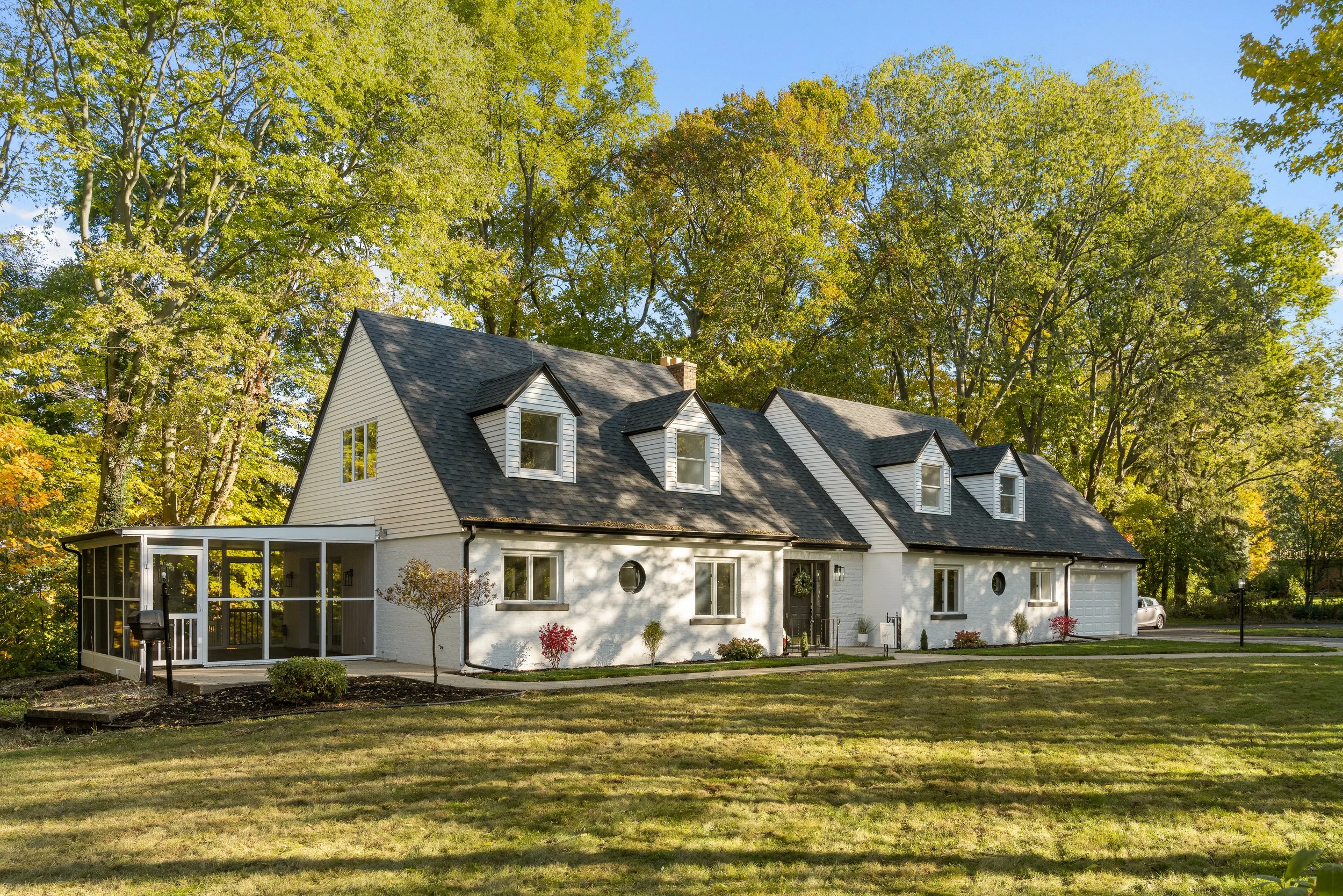 The Summit Ridge Home A Transitional Cape Cod Home — Flourish