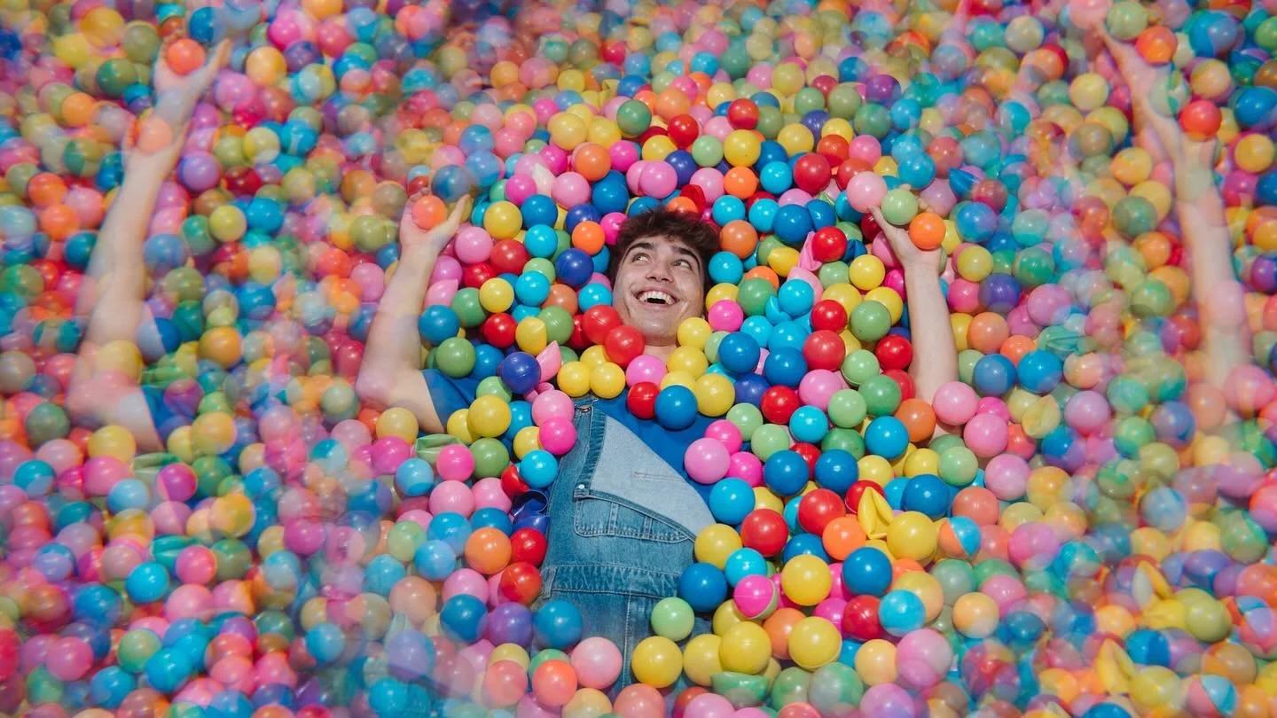 What was your go-to favorite outing as a kid?? 

For me, if a water park or trampoline park was an option, I would be bouncing off the walls with excitement! (And probably still would be today if you took me to one 😉) Needless to say, this photoshoo
