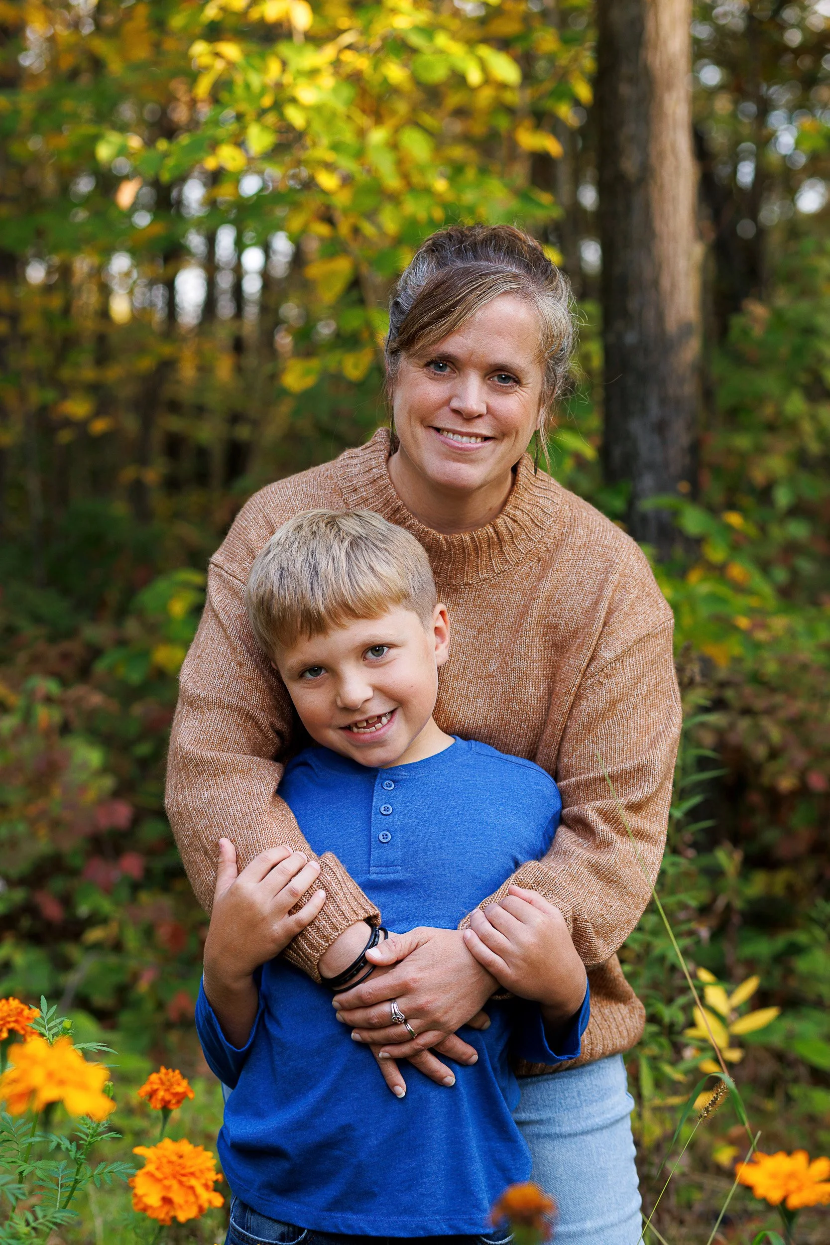 outdoor-mom-son-photo-rice-lake-wisconsin.jpg