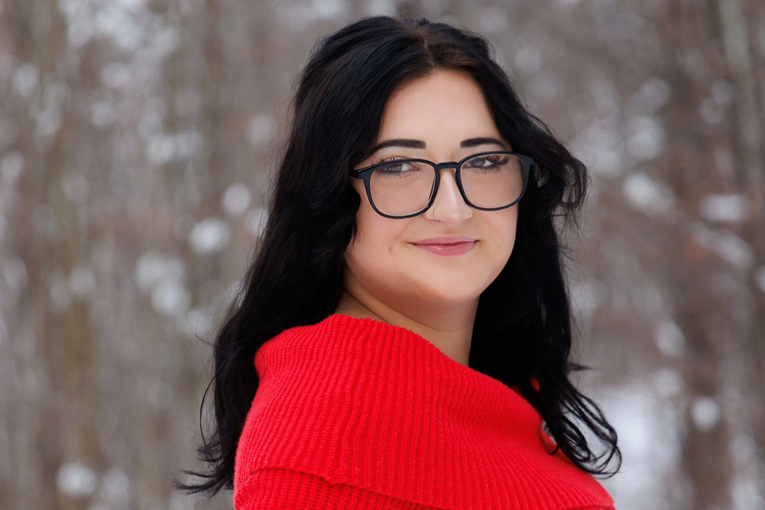 rice-lake-senior-portraits-girl-red-sweater.jpg