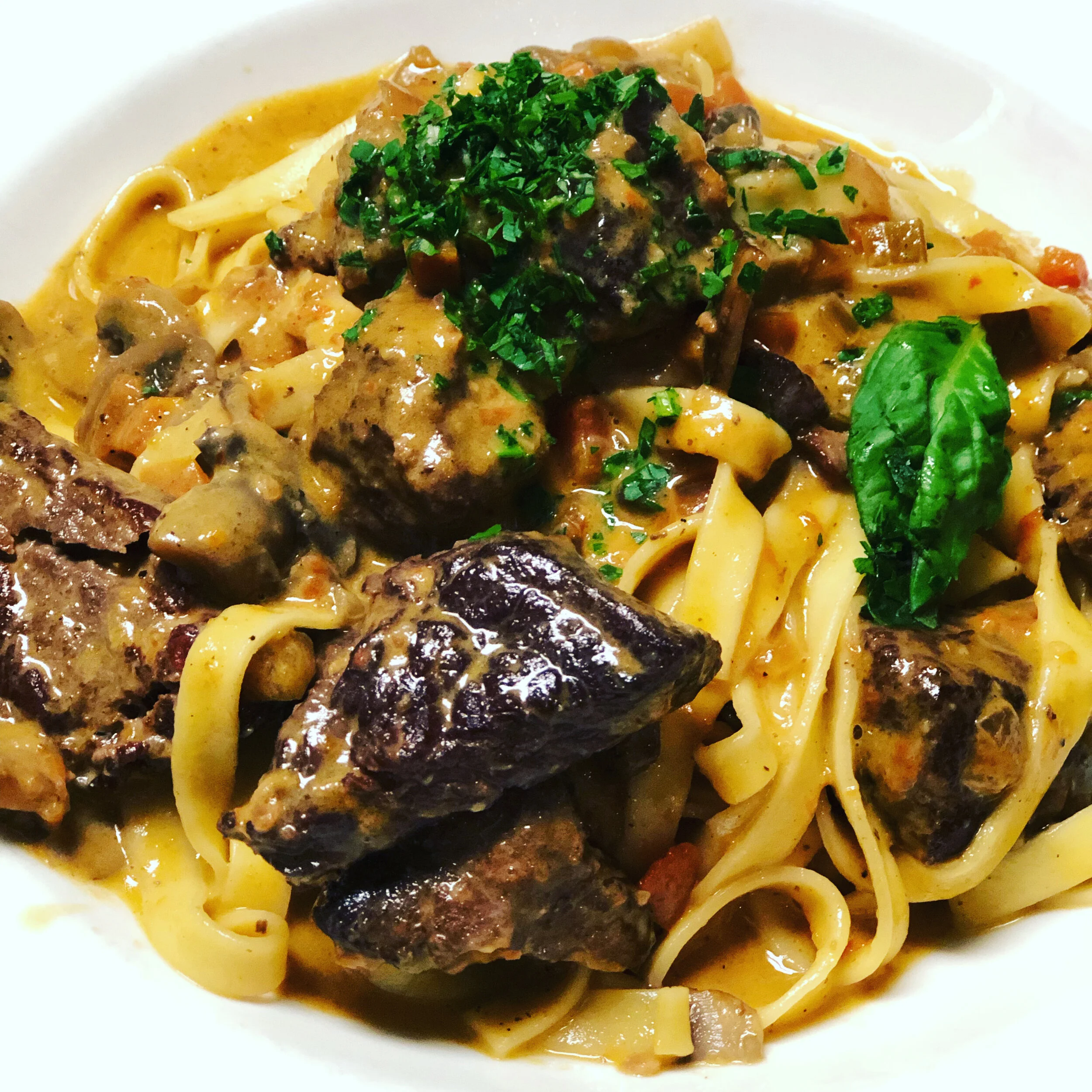Sorella: Fettucine Bourgignon
