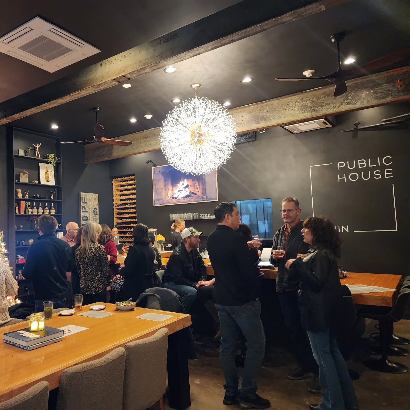 Chamber Holiday Mixer: A night of familiar faces, new connections, great food, and even better conversation. Thank you to Pia and David for hosting such a special evening. Happy holidays everyone!!