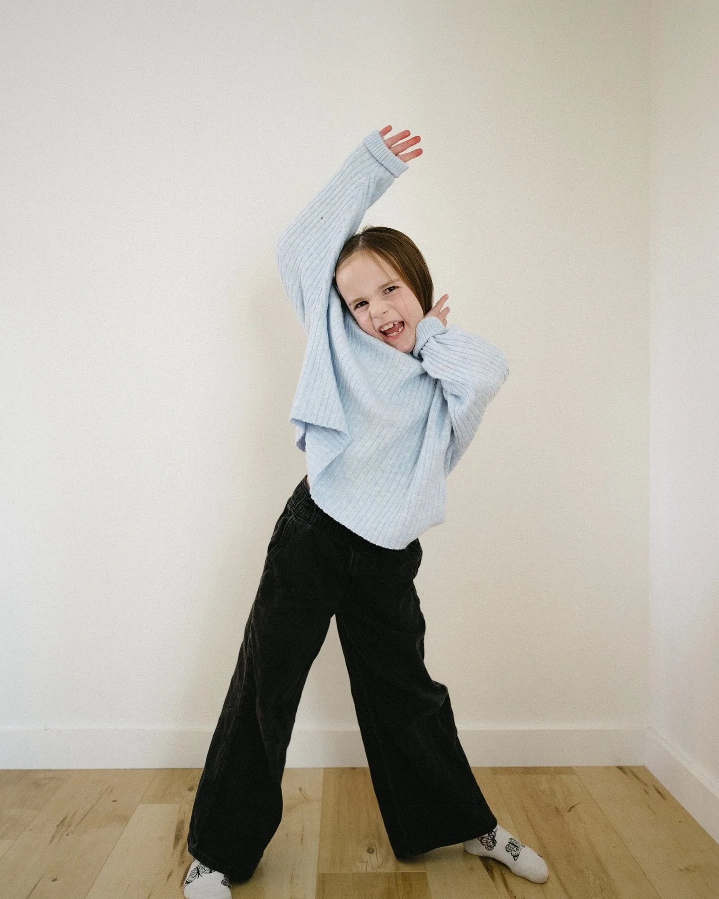 Better late then never! This little girl turned 7 this week and goodness we just love her so much. Marlowe marches to the beat of her own drum, loves to make people laugh with her goofiness, is such a good friend and sister, and loves to try new and 