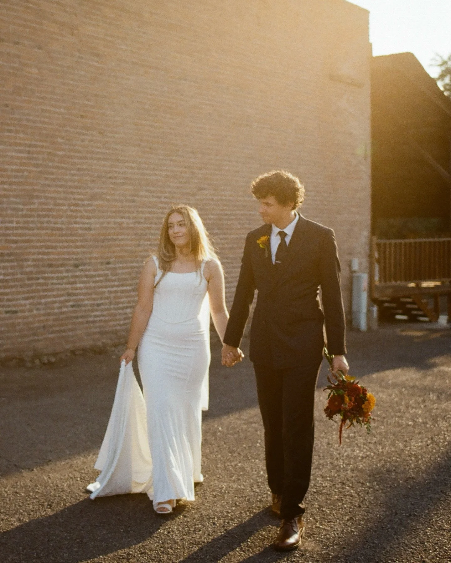 A few film frames from this gorgeous wedding 🤍 Shooting film again last season brought back the same feeling I had when I first fell in love with photography in high school&hellip;it&rsquo;s slower, intentional, and a little bit magical. I&rsquo;m s