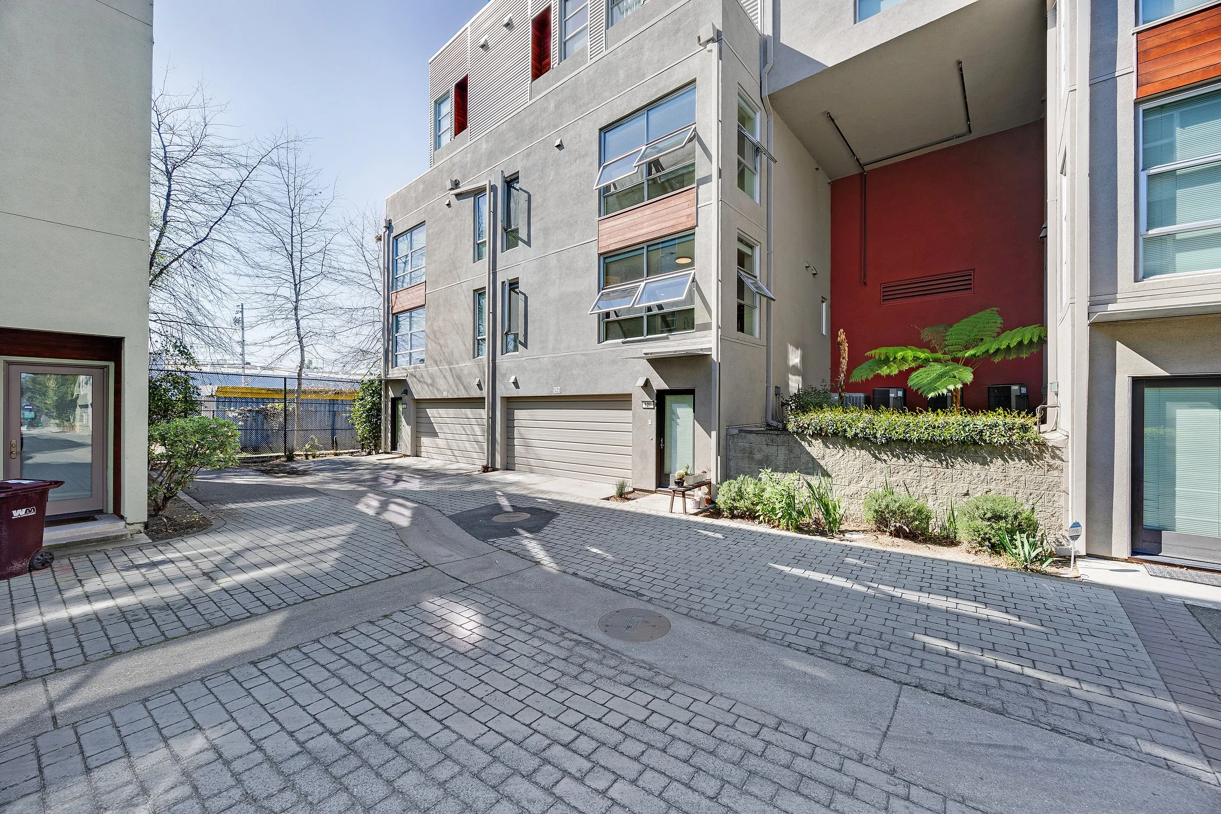 seller represented emeryville