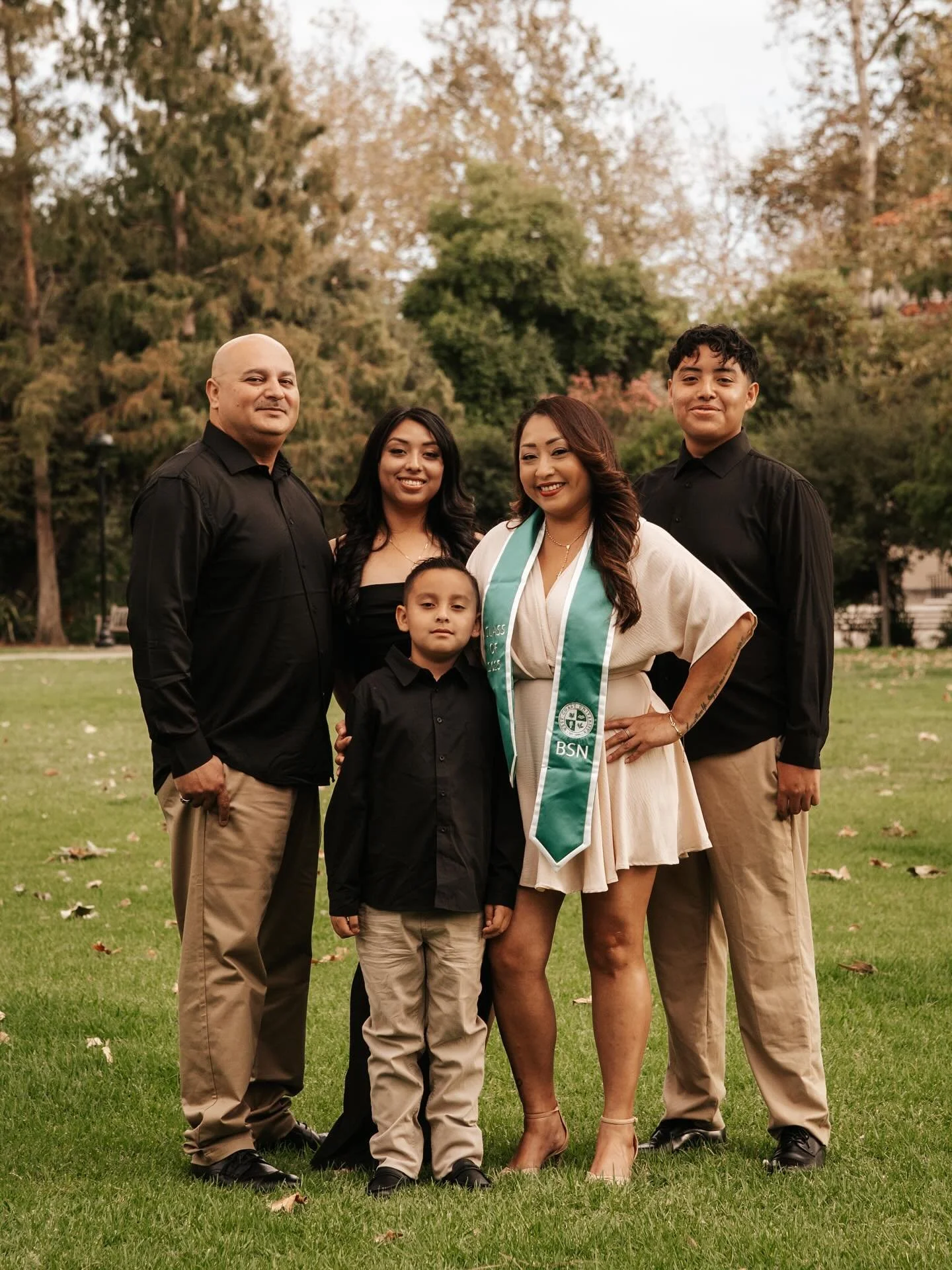 Beautiful family shoot 🍂🩺