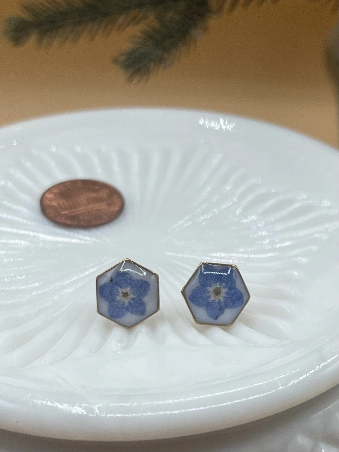 Forget-Me-Not Stud Earrings, gold hexagon