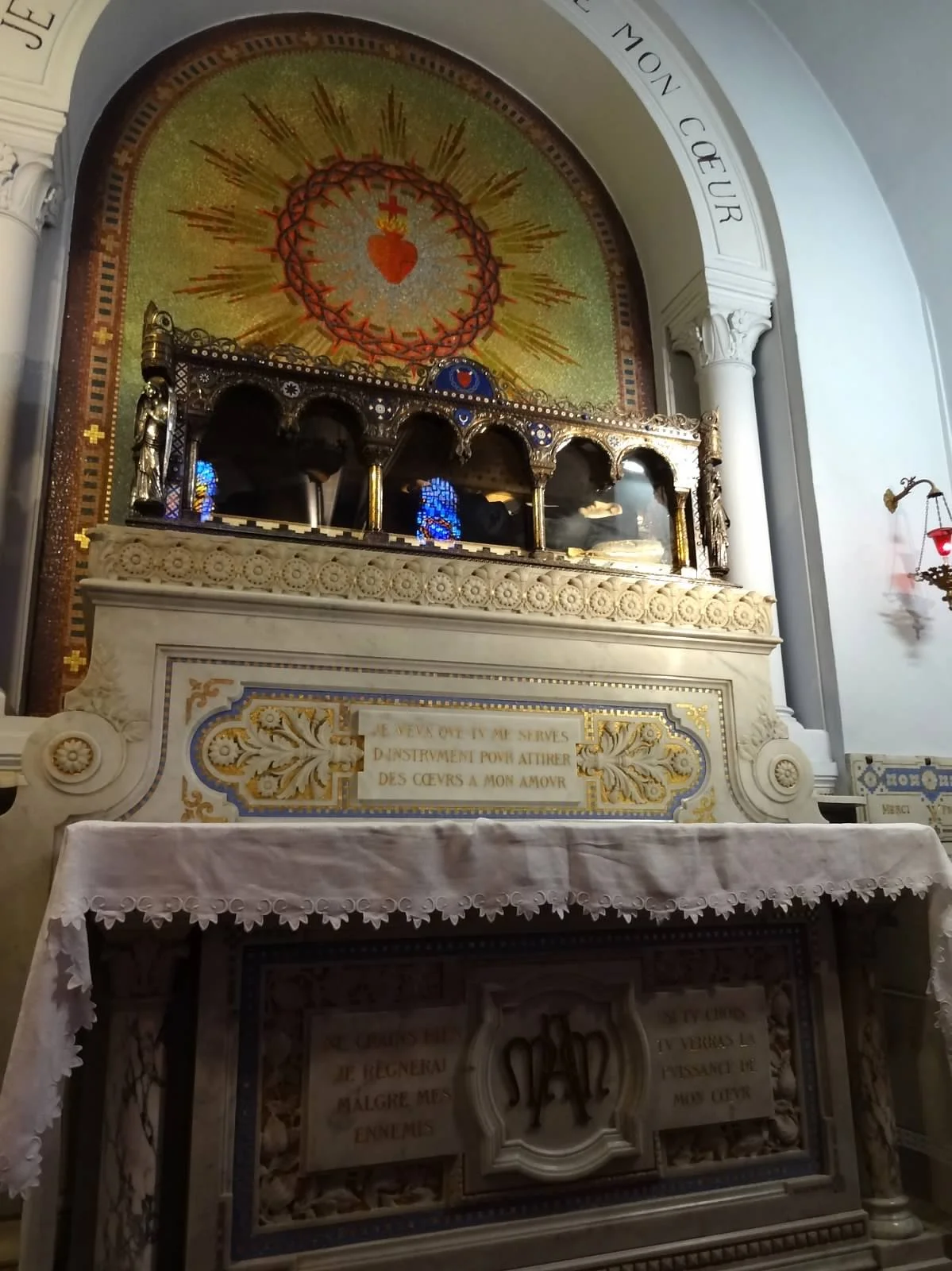 Paray-le-Monial. Margaret Mary. 2015. DSC05096.JPG