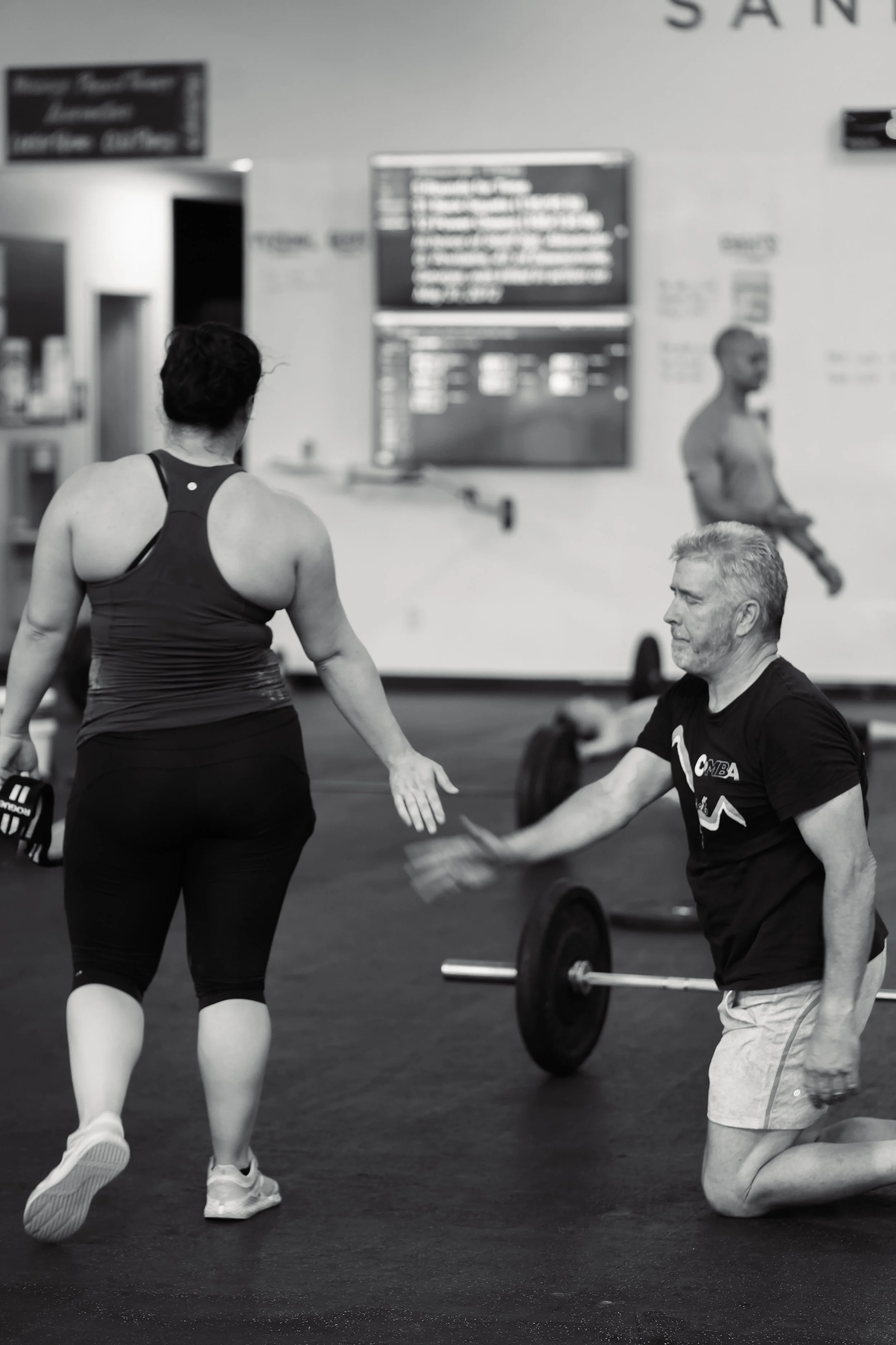 sign up for the 2026 crossfit open this week!