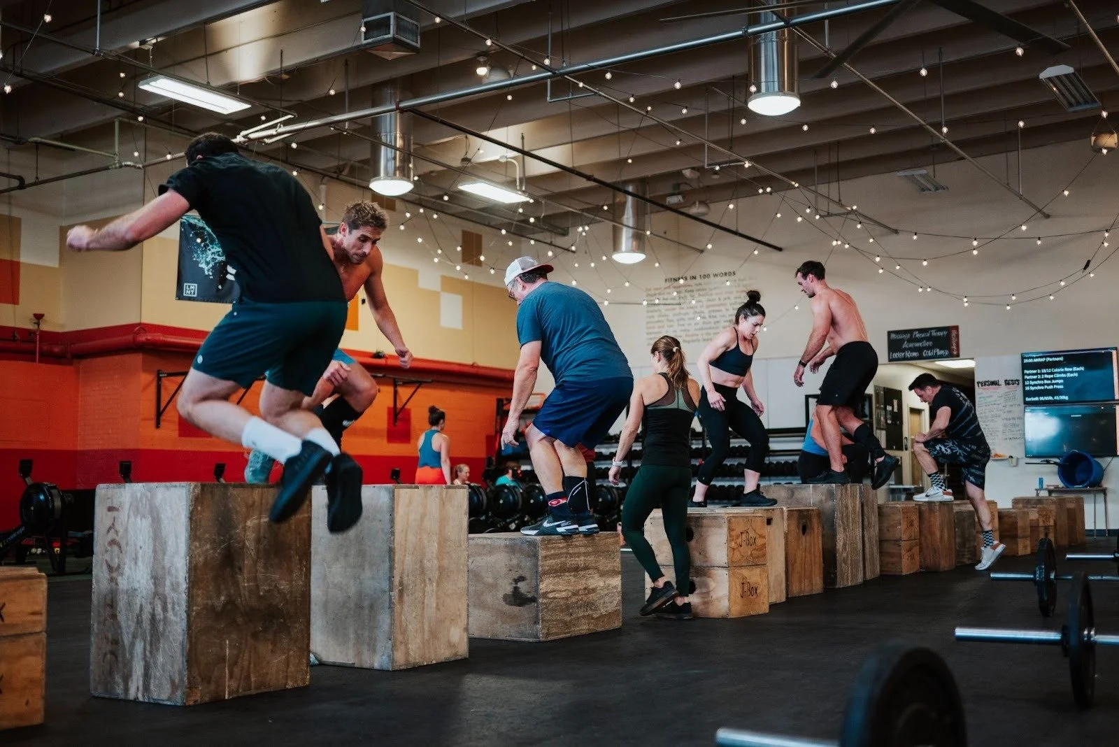 What Makes CrossFit Different From Bootcamp-Style Classes