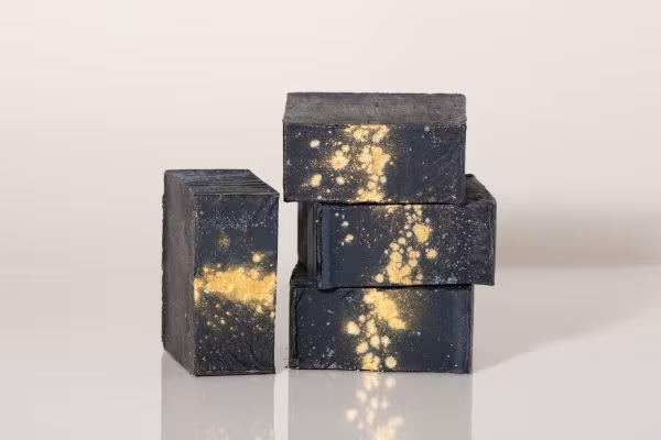 black queen soap 2.png