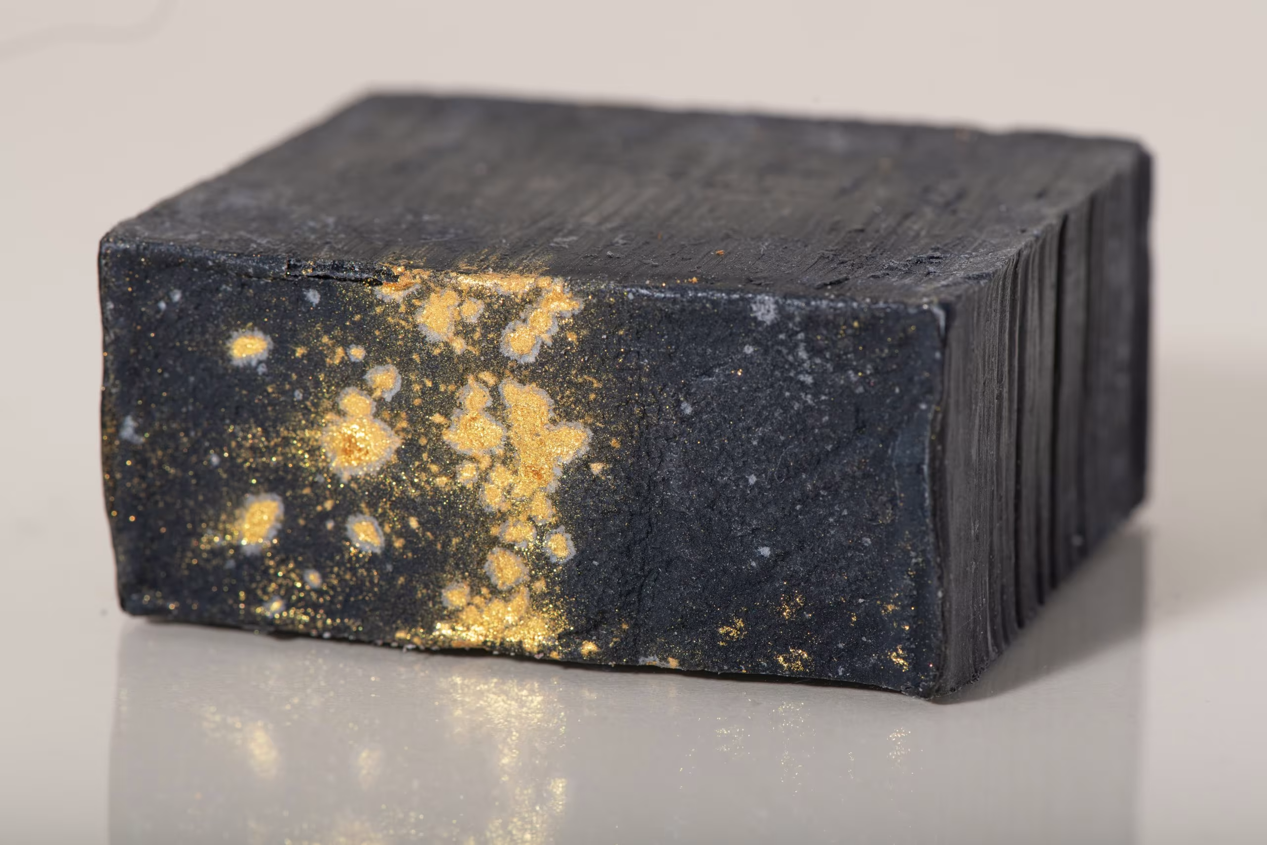 black queen soap.png