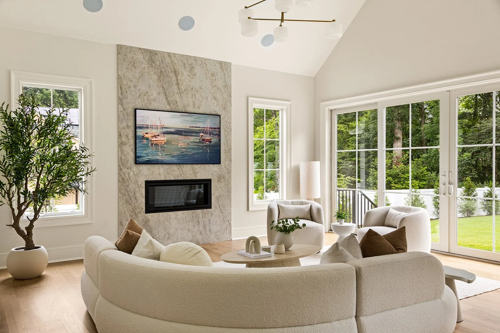 8 Canterbury Rd-1.jpg
