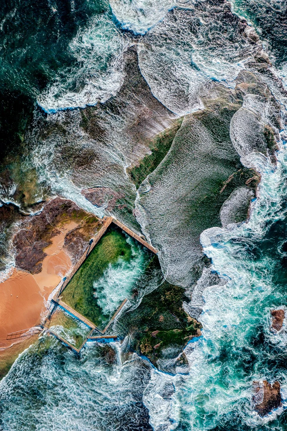 Rock Pool Swell
