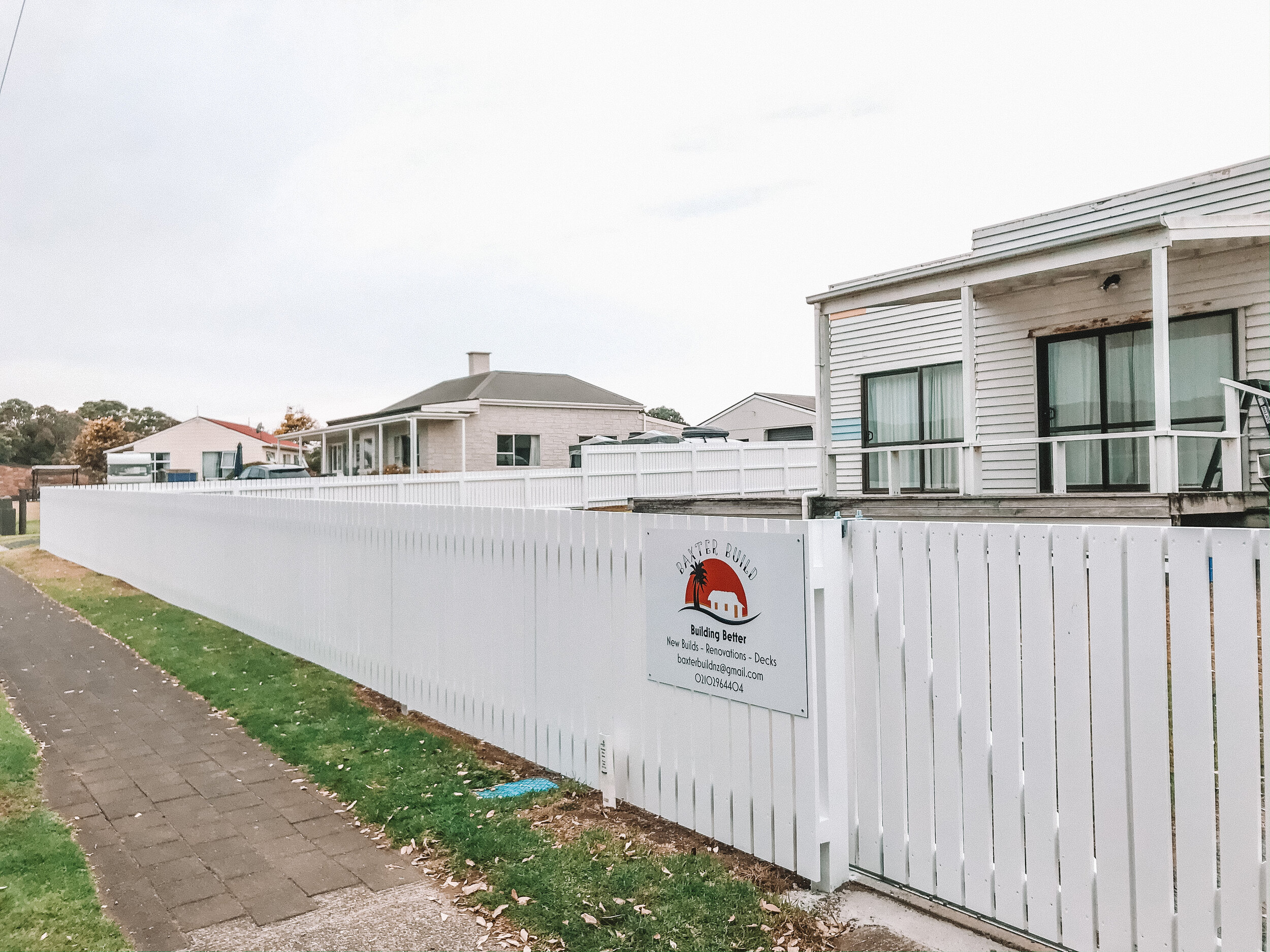 Cliff St fence &amp; Re-clad, Raglan
