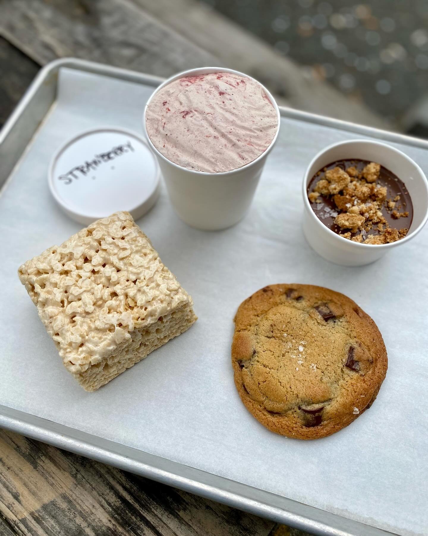 Indroducing Cornelly Bake Shop!  @igleche bringing you the sweets on the go!

Available for takeout!
Chocolate Chunk Cookie
Malted Rice Crispy
Pints of Ice Cream (seasonal 🍓shown)
Chocolate Budino w/cardamom biscuit