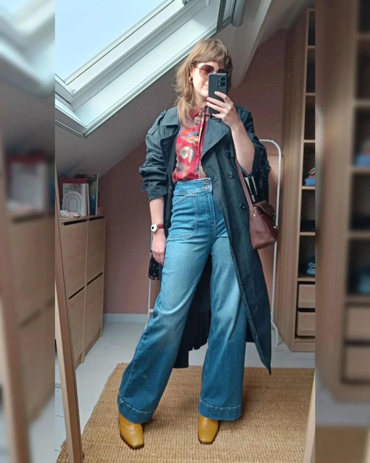 Some easy transitional susty fits from the past couple of weeks. Category is: vintage outerwear extravaganza ✨✨✨ 
Currently sneaking increasing numbers of merino layers underneath all my outfits, because I'm NOT ready for puffer jacket season 💩
.
.
