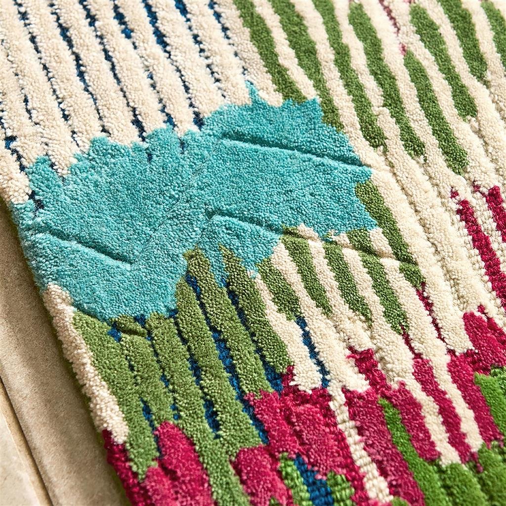 Harlequin_Wilderness_Peridot_Emerald_144507_Rug_Close_Up_2_1500x.jpg