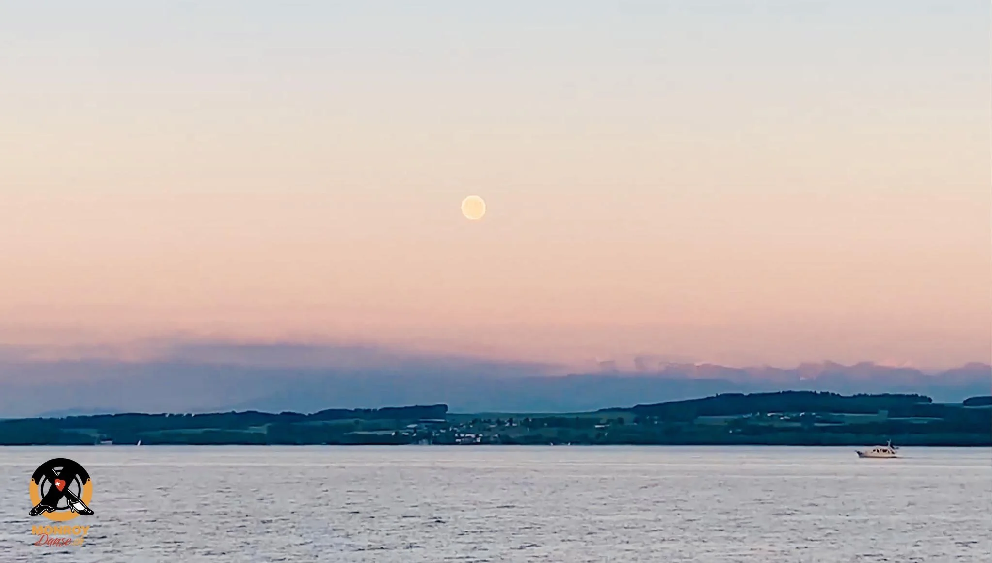 luna copia.jpg