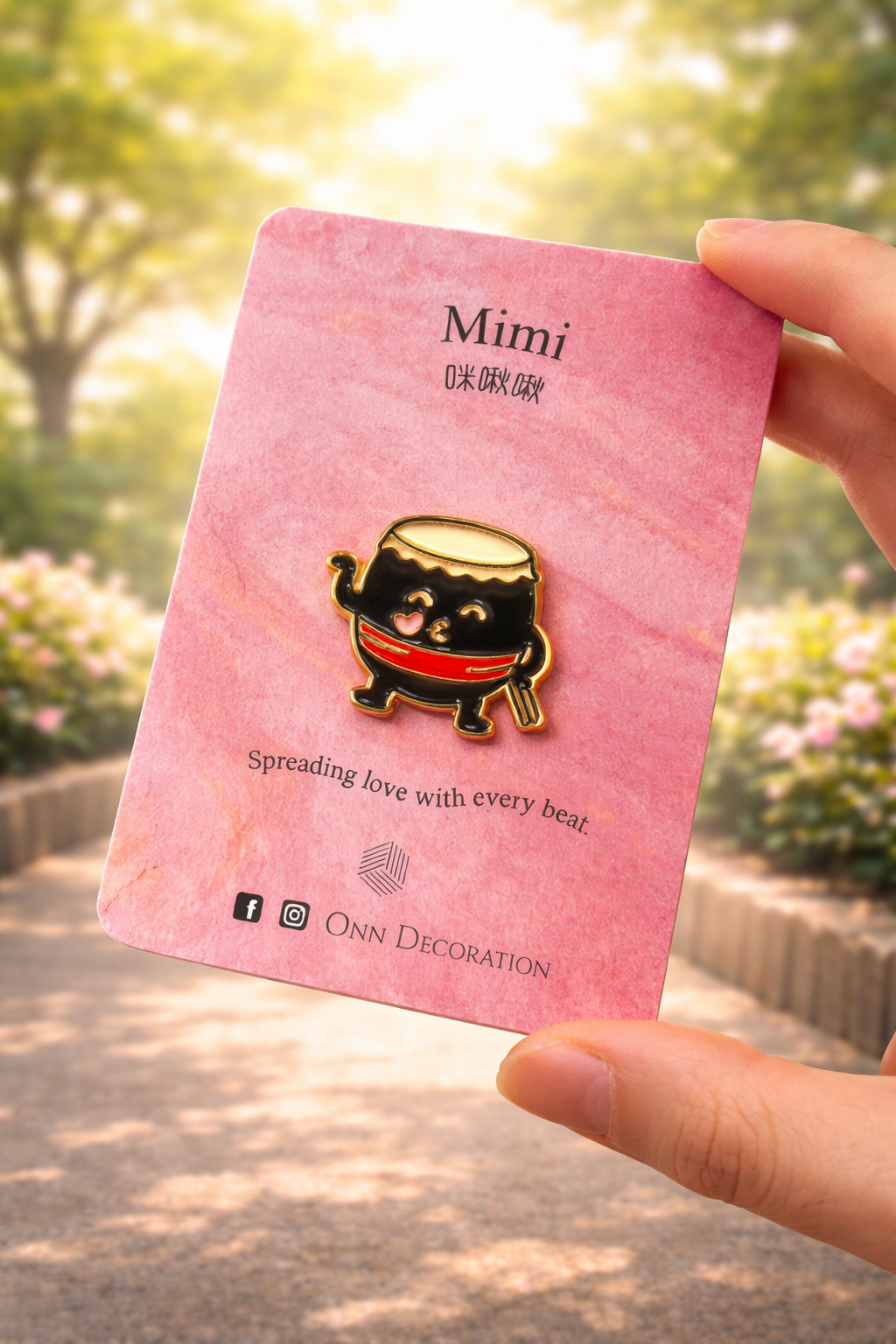 Pin Mimi with Background.png