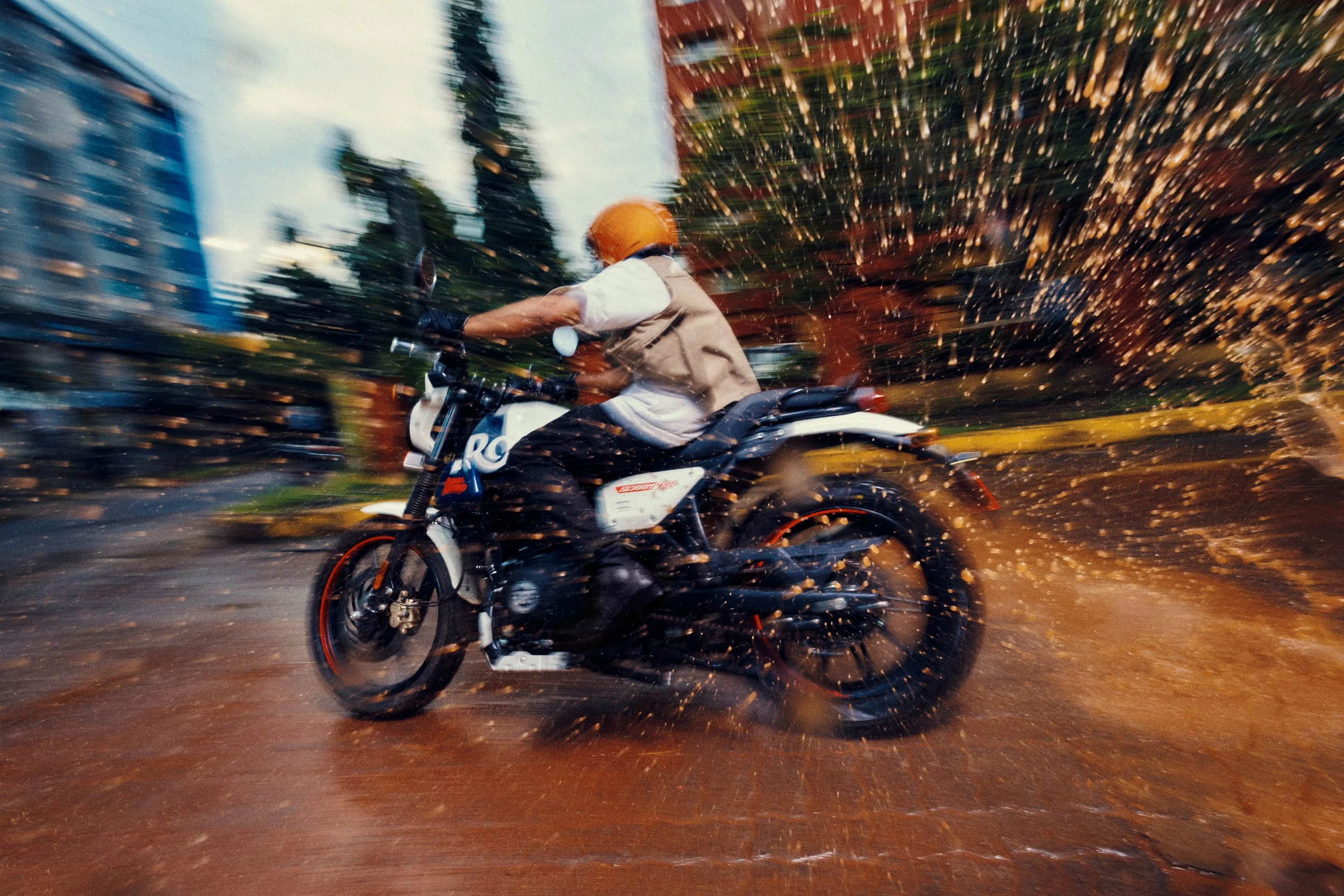 ROYAL_ENFIELD0391.jpg
