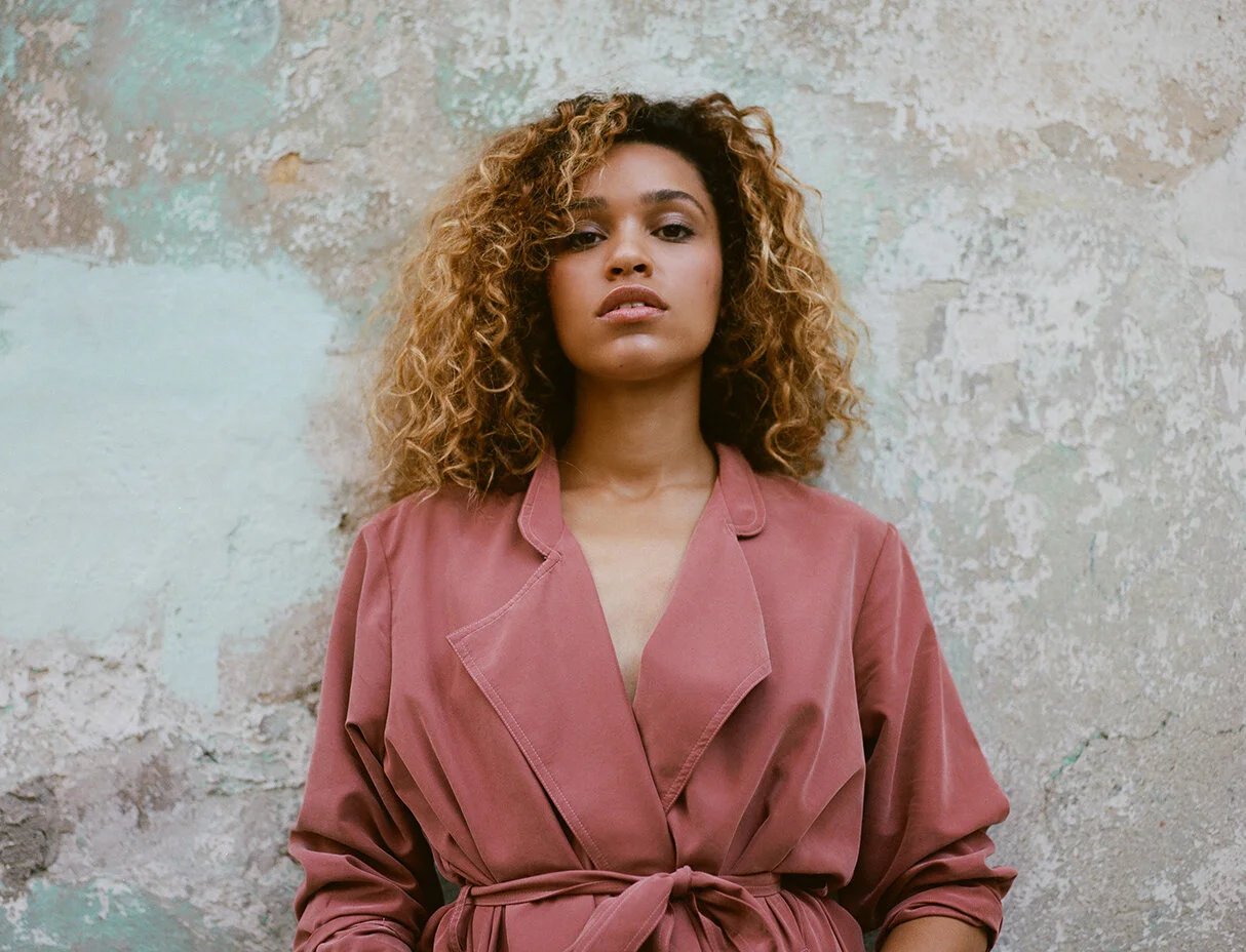 Izzy Bizu / Cuba