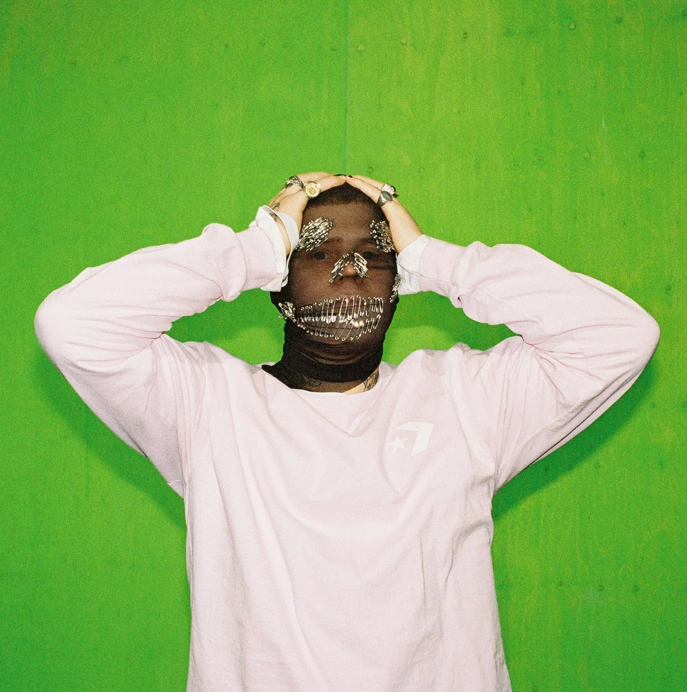 yunglean-converse-000007a.jpg