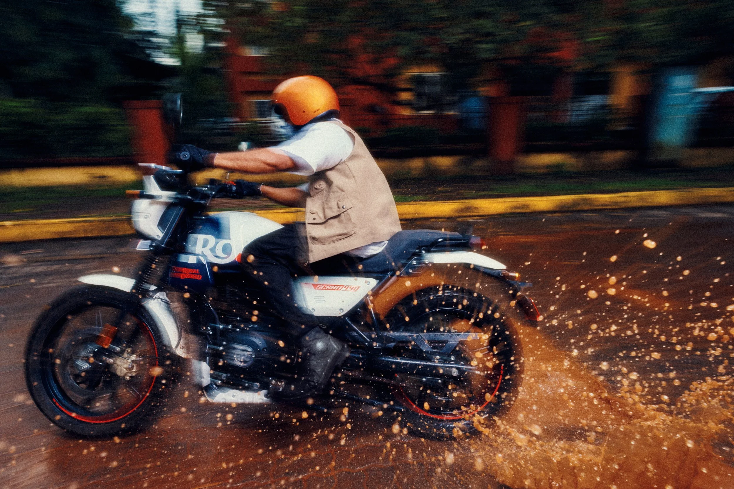 ROYAL_ENFIELD0381.jpg