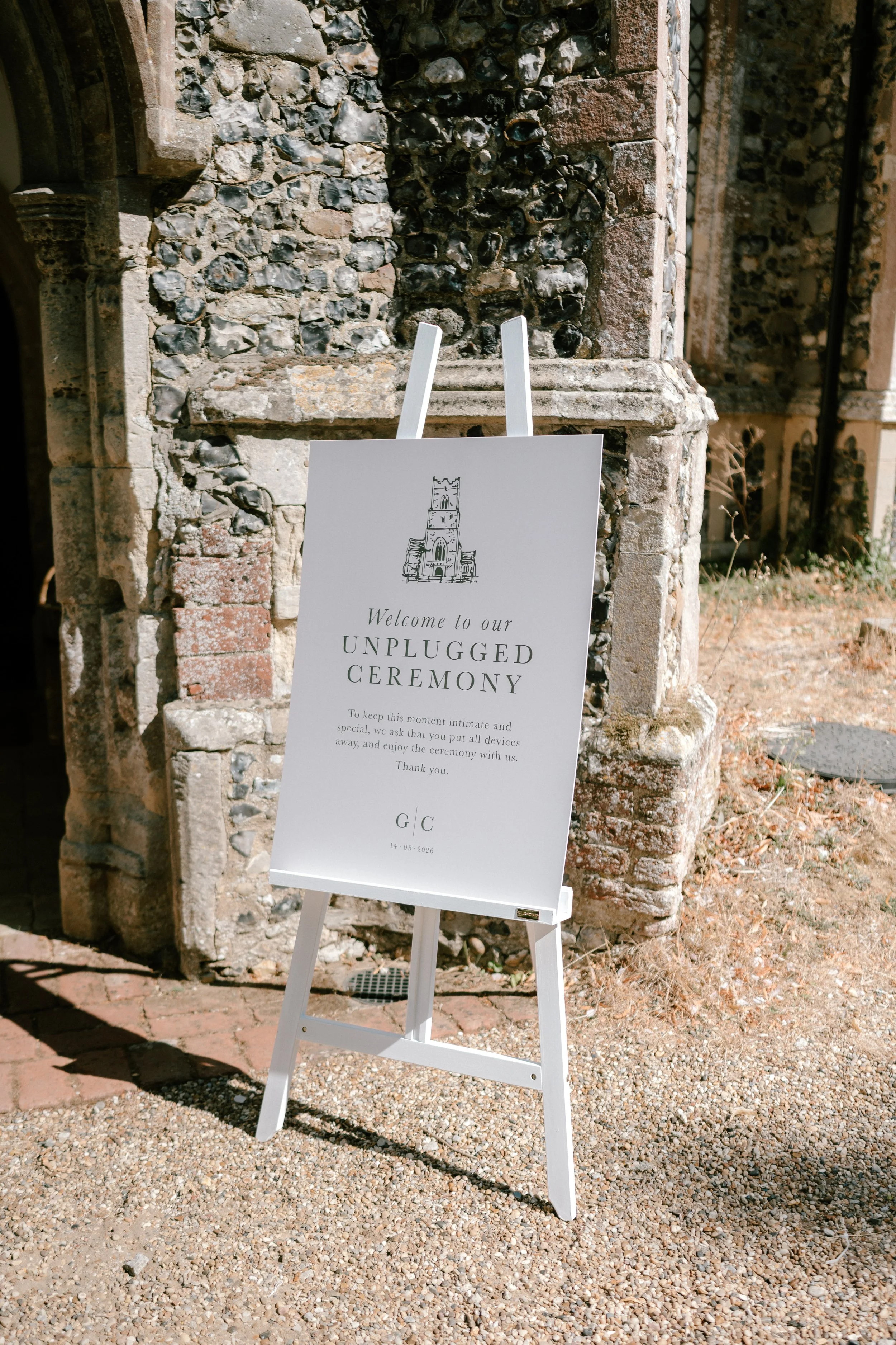 Polly Pickle Evelyn Wedding Unplugged Ceremony