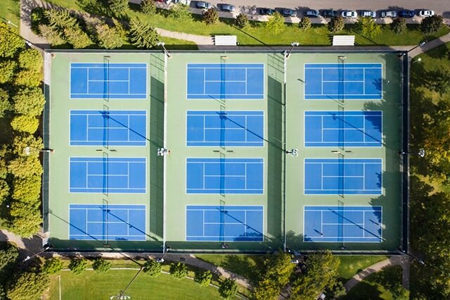 TENNIS IS BACK! We're tennis lovers ourselves! We were quite happy to re-landscape the Louis-Riel Park in Mercier Hochelaga-Maisonneuve (@arr_mhm) next to these courts!  Have you ever been there? Let us know and identify a friend you want to go play 
