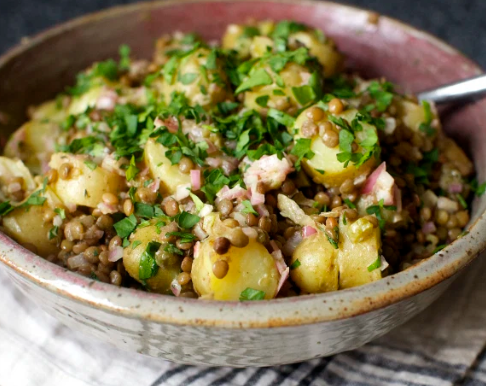 warmer linsen-kartoffel-salat 
