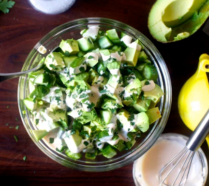 avocado gurken salat
