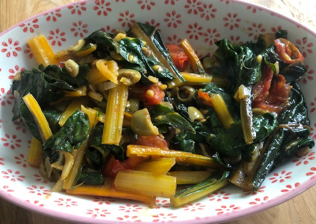 mangoldgemüse mit oliven