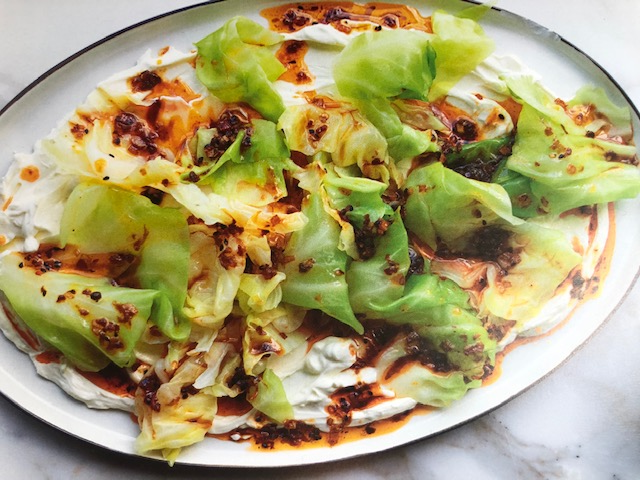 kraut mit fabelhaftem chiliöl