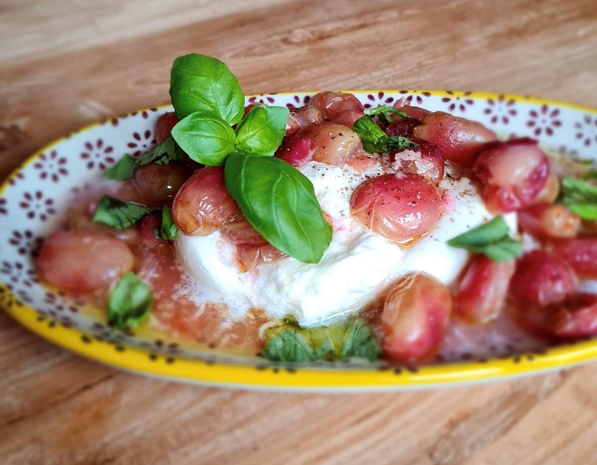 burrata mit trauben