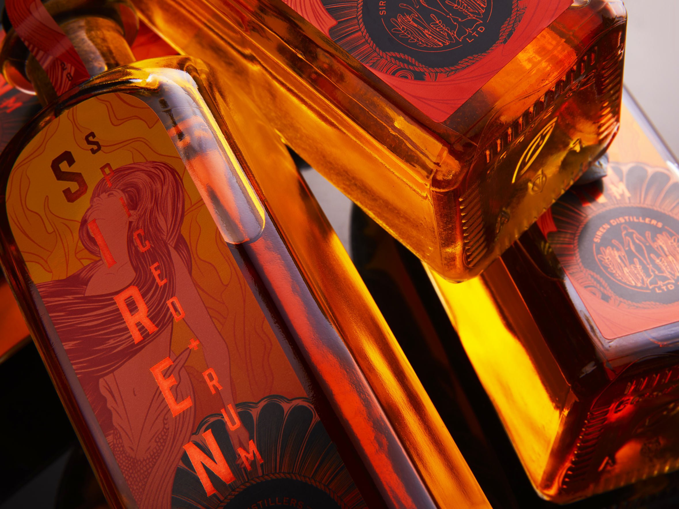 Siren Spiced Rum / Premium Spirits Packaging Design