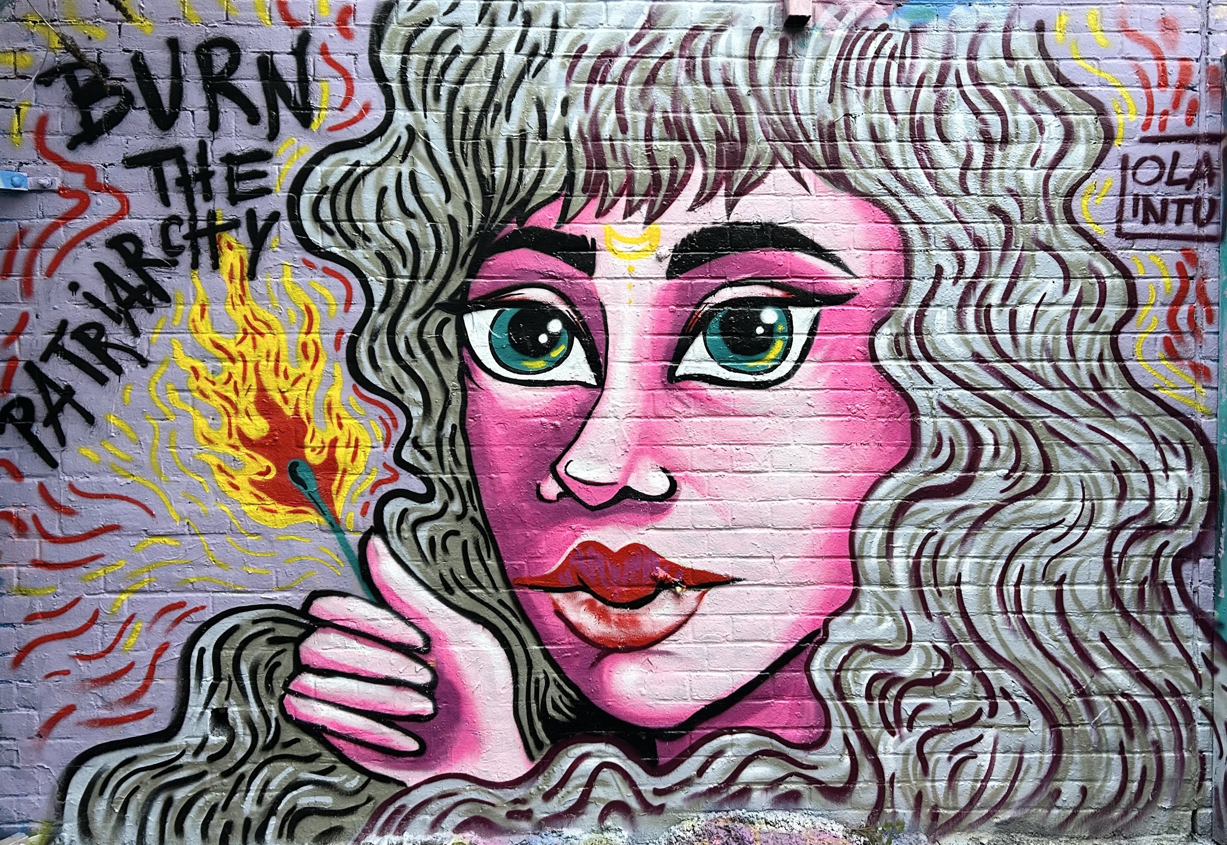 Wom burn the patriarchy.jpeg
