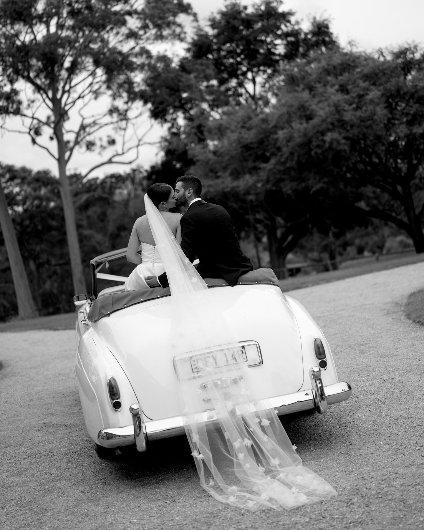 Hannah &amp; Isaac&rsquo;s day surrounded by so much love. The rain teased us all day, but not a drop any time they stepped outside. Congrats to the Cutajar&rsquo;s ❤️

1. @rollupinarolls
2. Portrait shoot fun 🖤
3. Getting ready
4. Curzon 
5. Portra