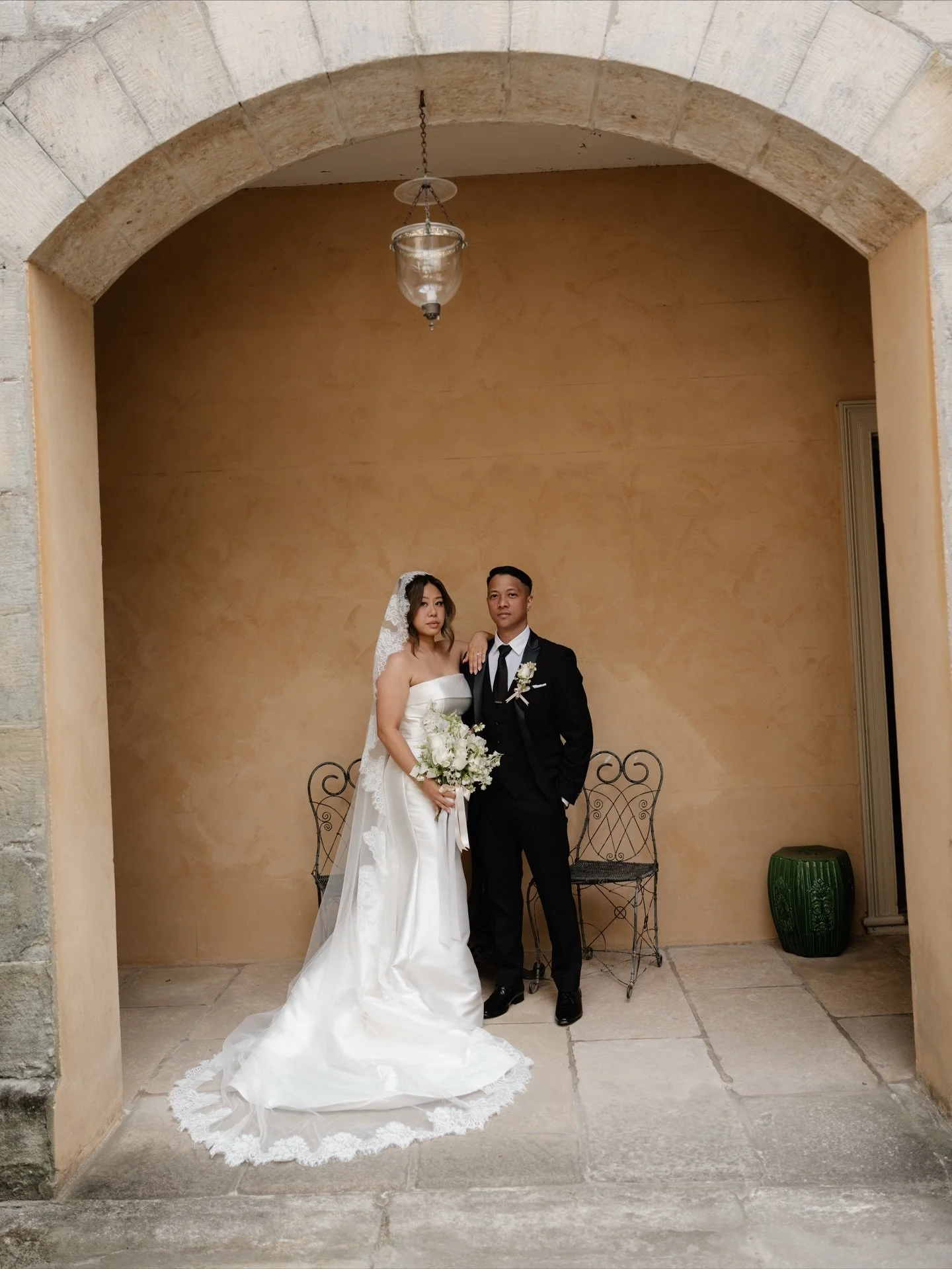 Monique &amp; Louie had a beautiful ceremony with their closest family at the historic grounds of Vaucluse Estate, followed by an intimate dinner at @rockpoolbarandgrill 
It was a simple, grounded celebration&mdash;with connection and family at the h