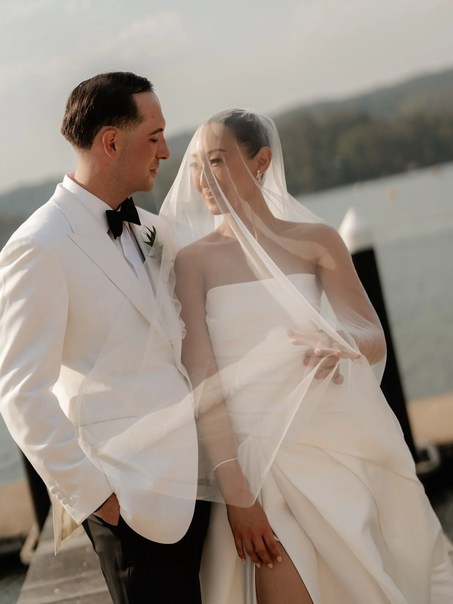 Aaron &amp; Wendy married last weekend beneath the palms of Pasadena. A day of quiet moments, soft light, and a love that bridged heritages effortlessly. 

1 &mdash; Aaron &amp; Wendy {the opening}
2 &mdash; between the palms
3 &mdash; getting ready
