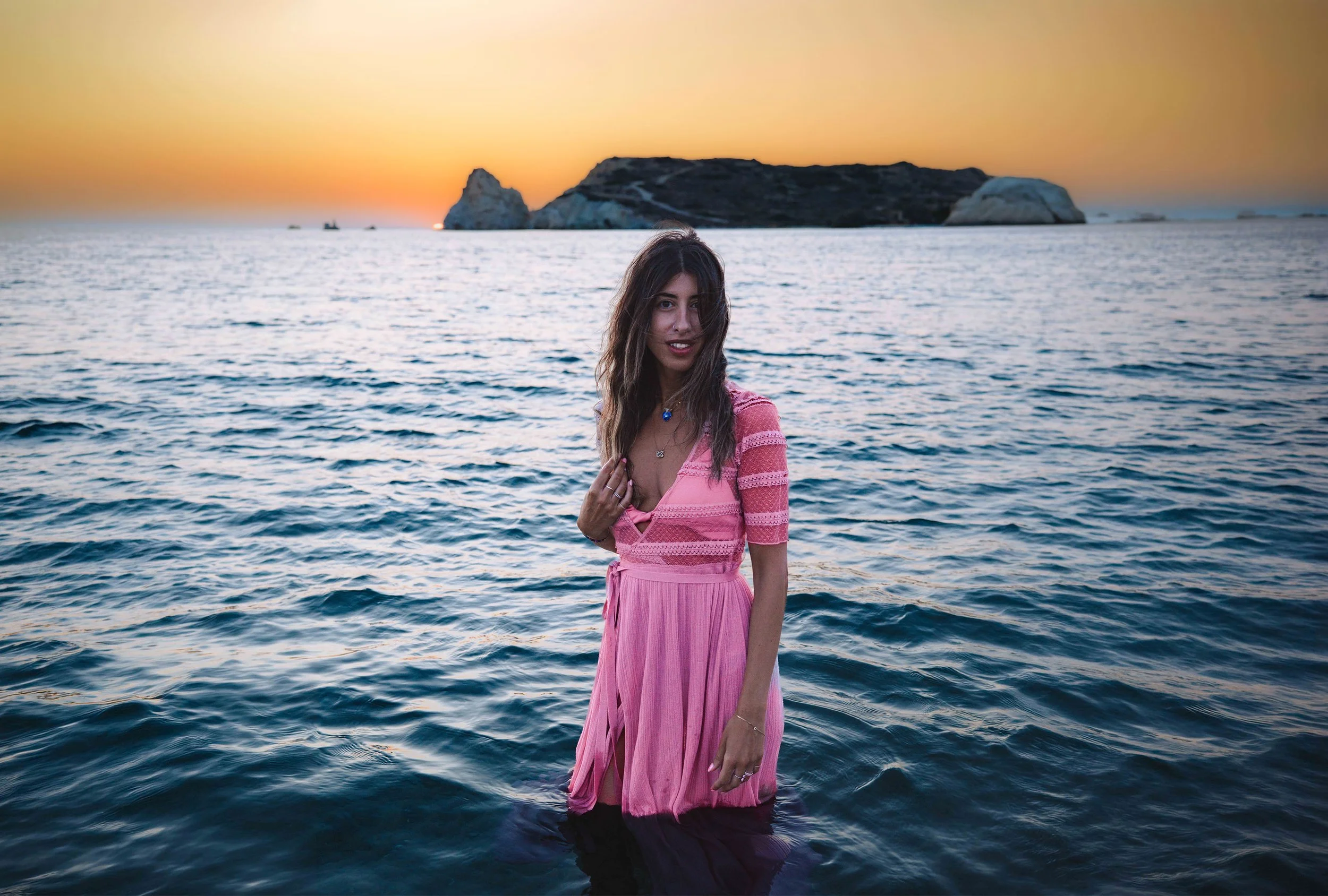 Meet-Me-In-Kimolos_.jpg