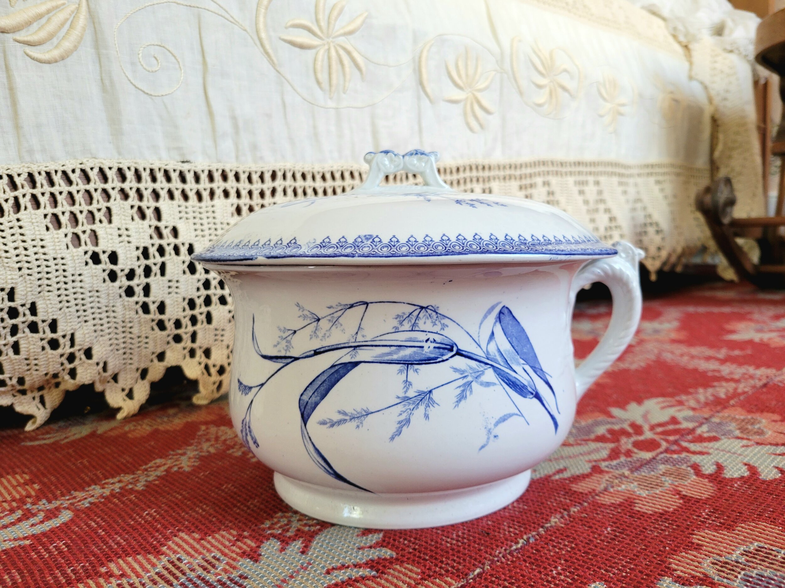 Chamber Pot