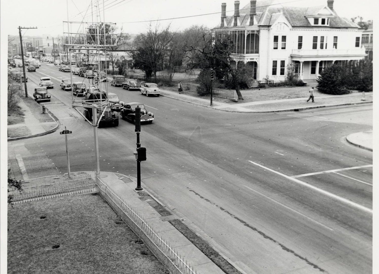 Lamar and 6th St. in the 1930s