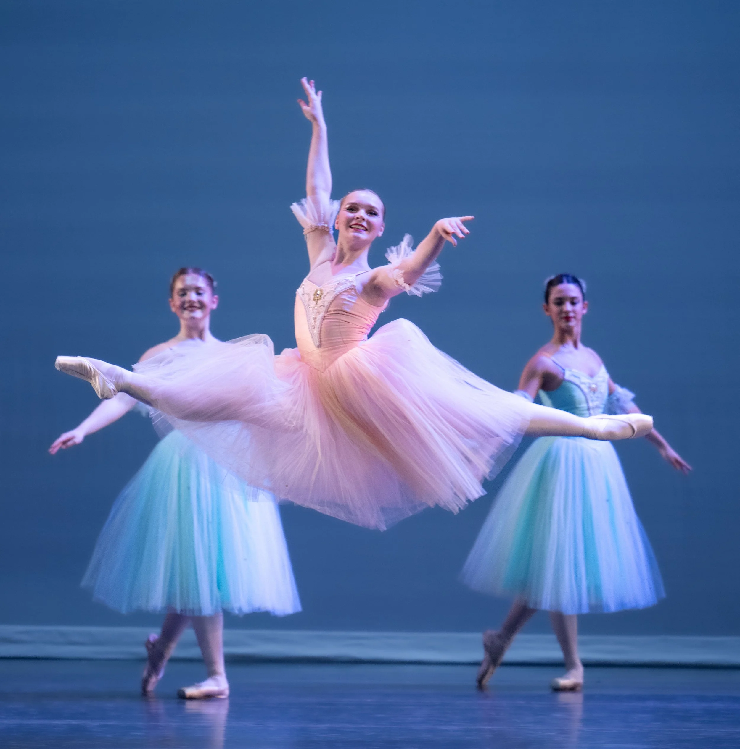 Contact 1 — National Ballet Competition