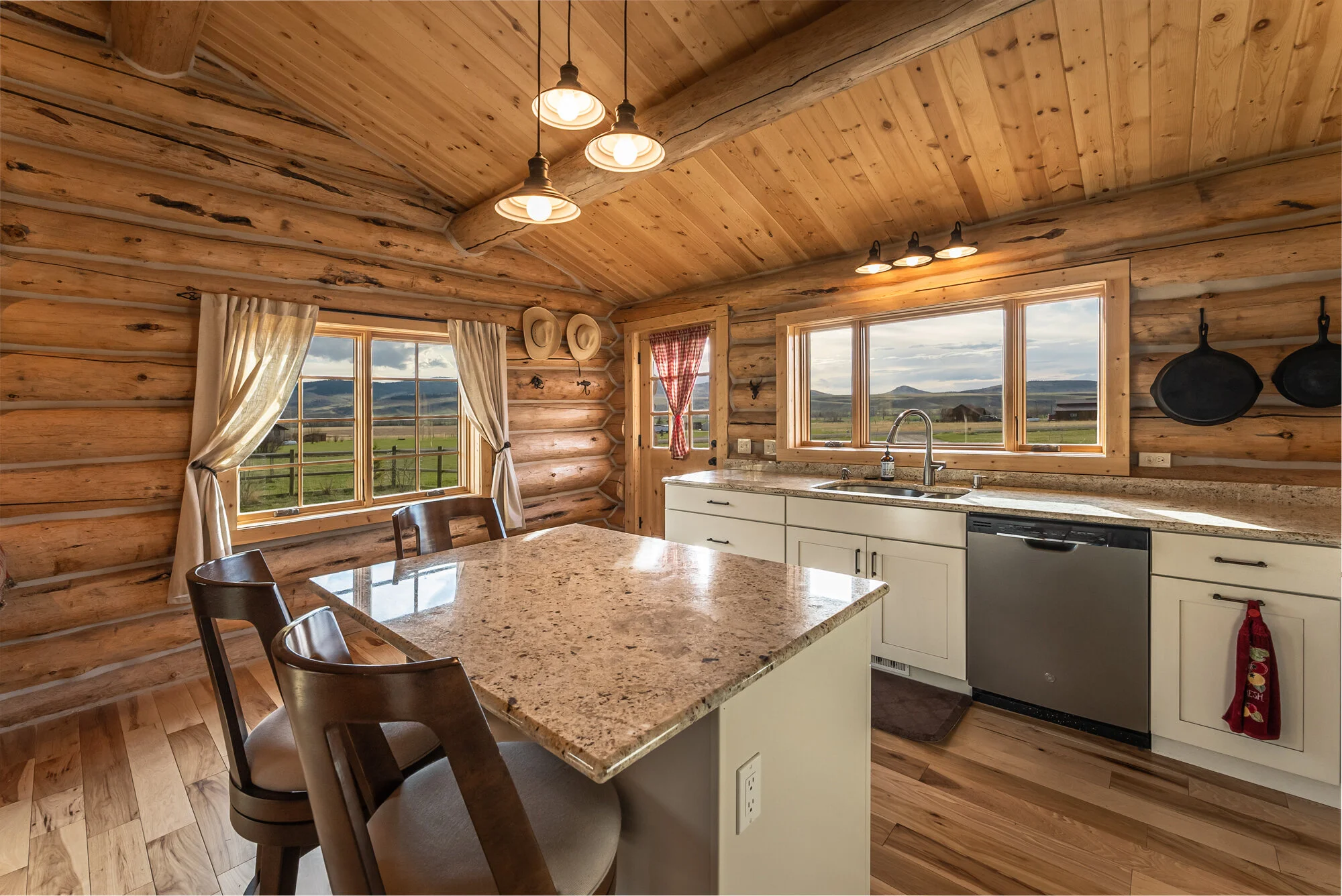 2021-5-4 249 Moose Crossing Gallatin Gateway-7_webMLS.jpg