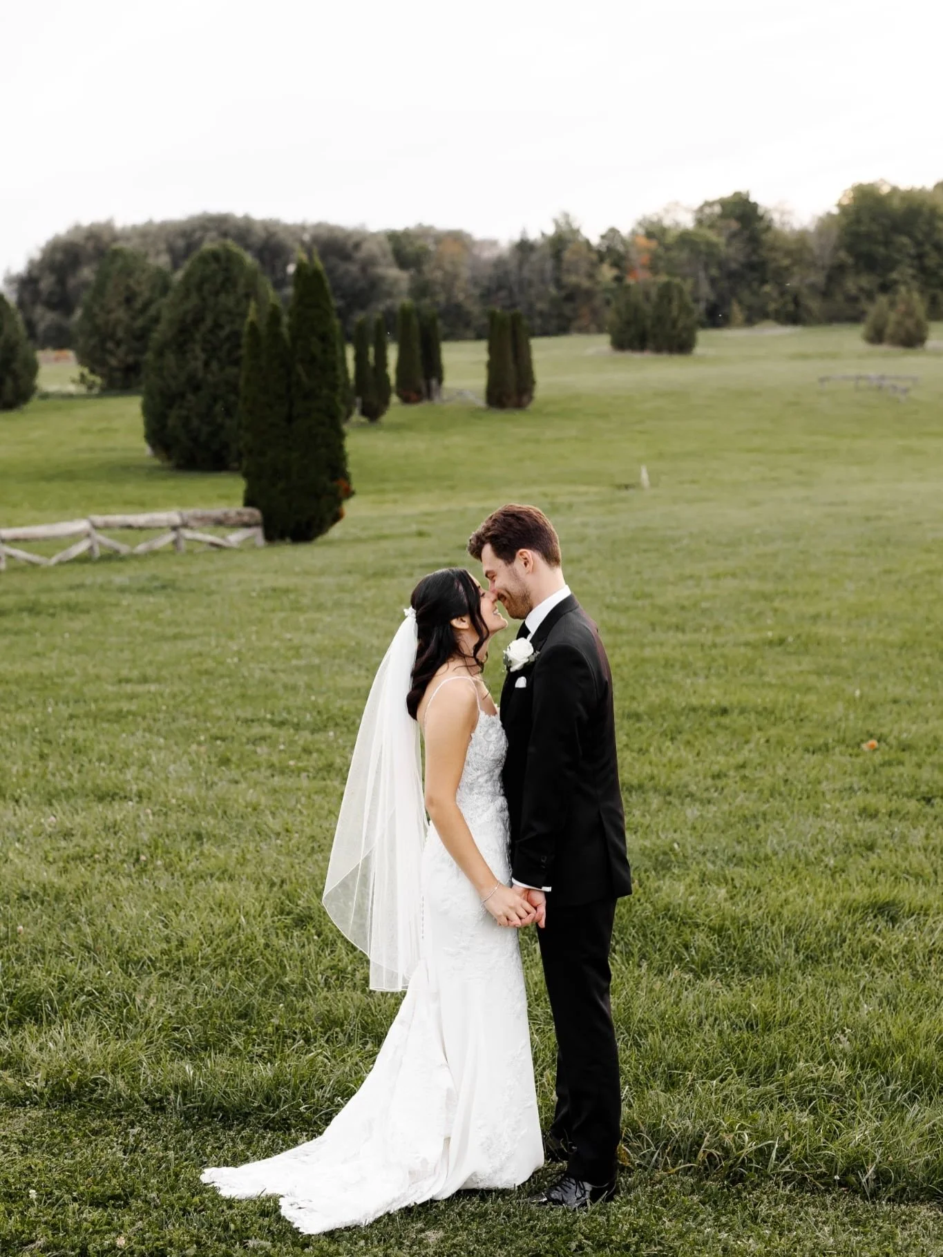 You can always count on having the most perfect golden hour light at Waterstone.💫